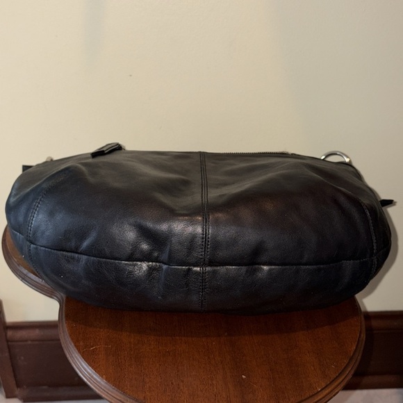 Coach SoHo pleated hobo/shoulder bag  thick leather black vintage Crescent shape - Picture 12 of 17